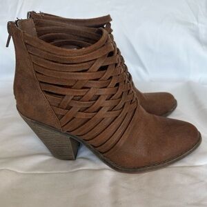 Fergalicious Brown Booties, Women’s 8M